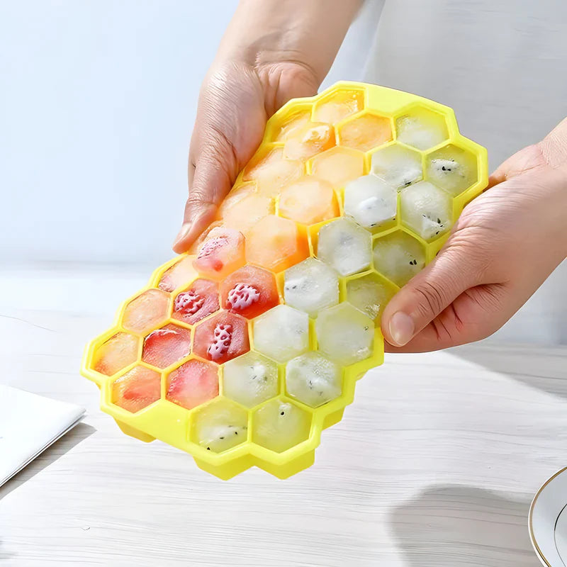 Honeycomb Silicone Ice Cube Tray With Lid