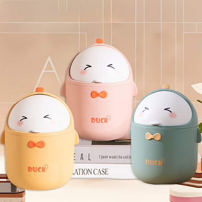 Cute Cartoon Duck Mini Desktop Trash Can – Flip Lid Waste Bin with Detachable Inner Bucket for Desk, Bedroom, Office & Car